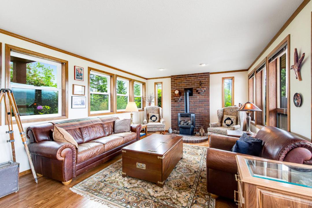 Photo of Others in Enumclaw