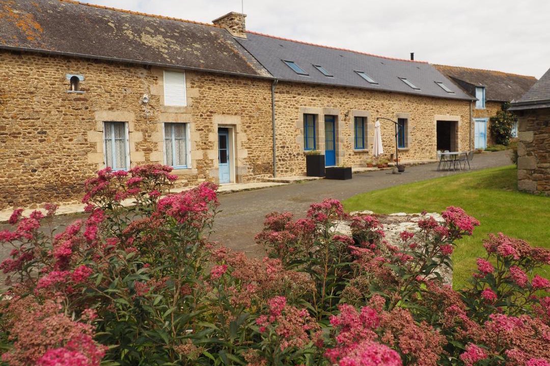 Photo of Others in Lamballe