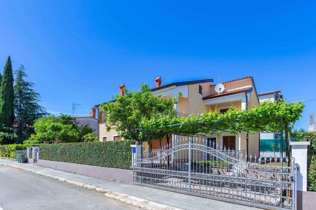 Photo of Buildings in Porec