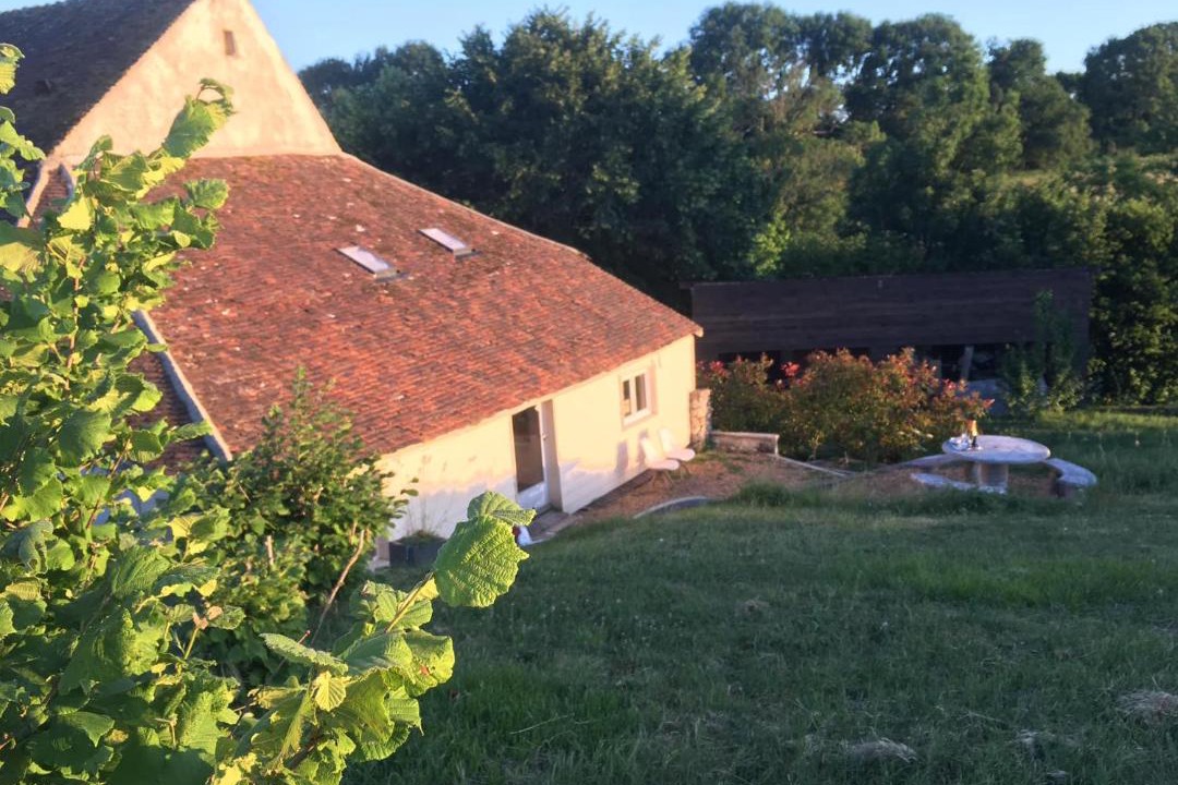 Photo of Buildings in Ceton