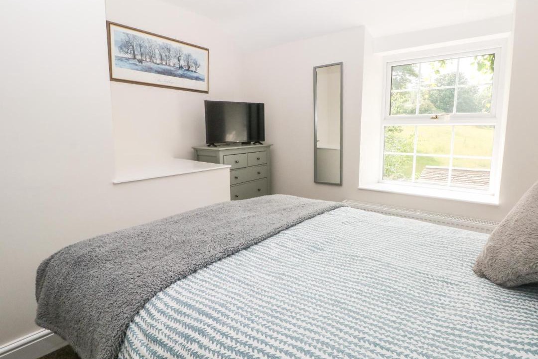 Photo of Others in Kerridge