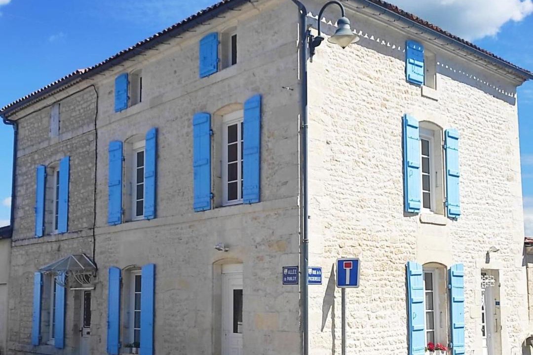 Photo of Buildings in Port-d'Envaux