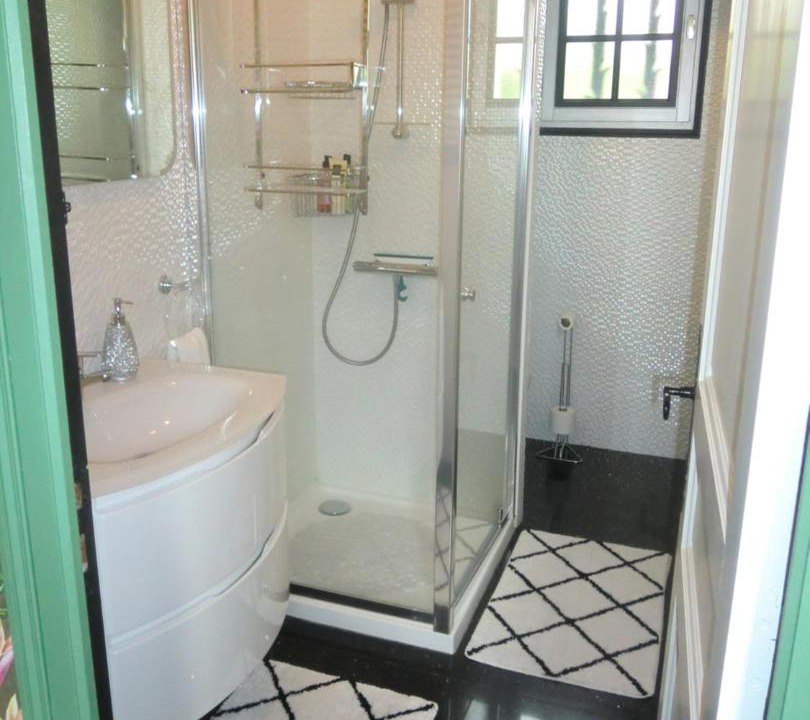 Photo of Bathroom in Villedomer