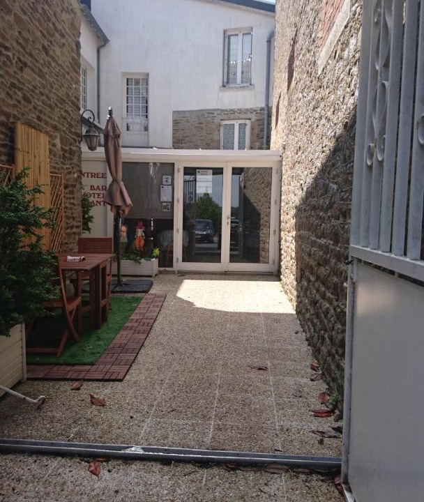 Photo of Buildings in Saint-James