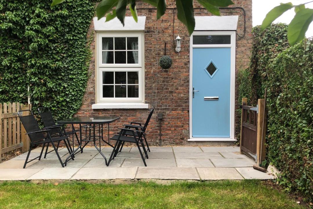 Photo of Others in Alne