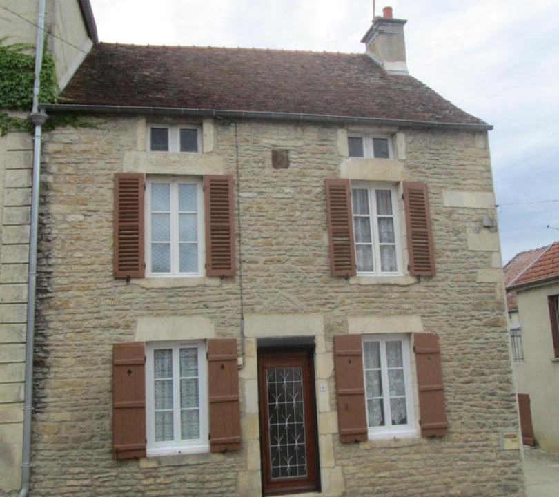Photo of Buildings in Rouvray (Cote-d'Or)