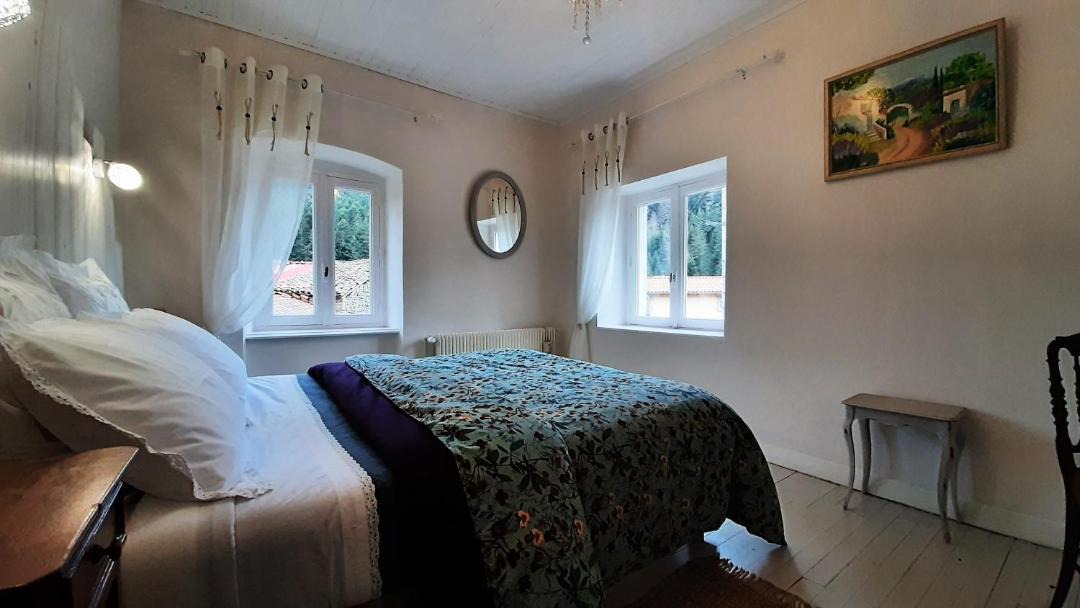Photo of Bedroom in Sembadel