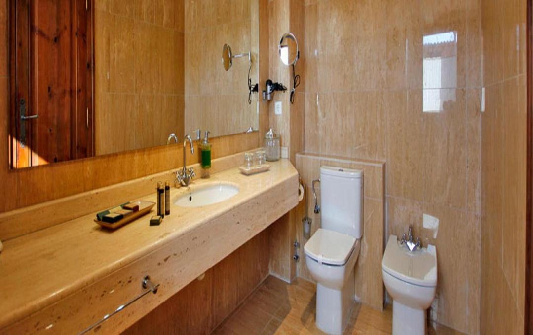 Photo of Bathroom in Valderrobres