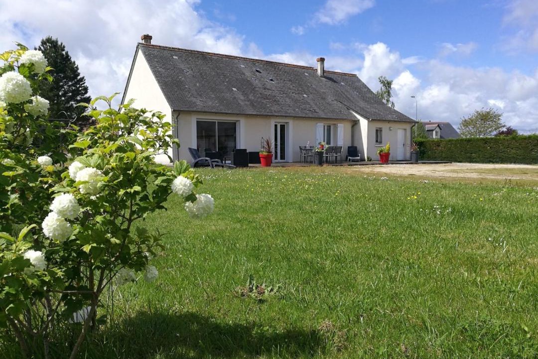 Photo of Others in Orbigny