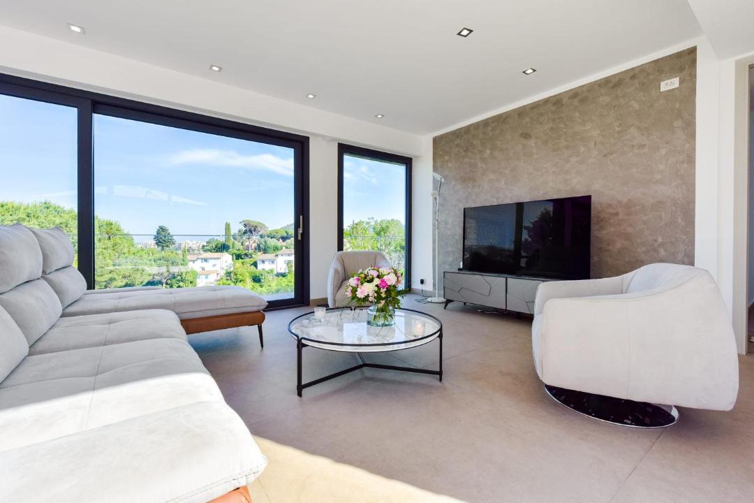 Photo of Livingroom in Mandelieu-La-Napoule