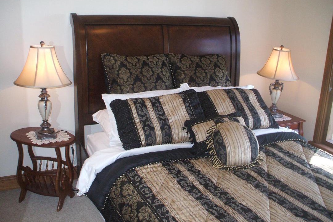 Photo of Bedroom in Rowland Flat