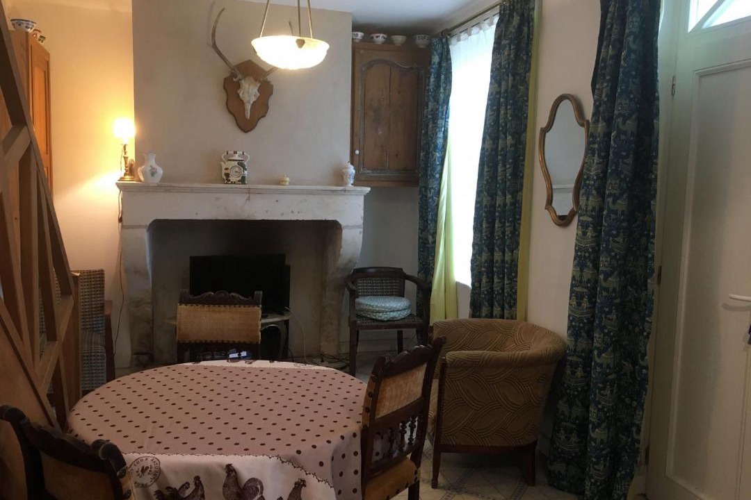 Photo of Livingroom in Choloy-Menillot