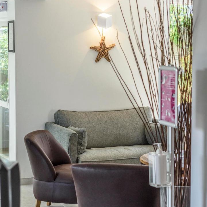 Photo of Others in Le Palais