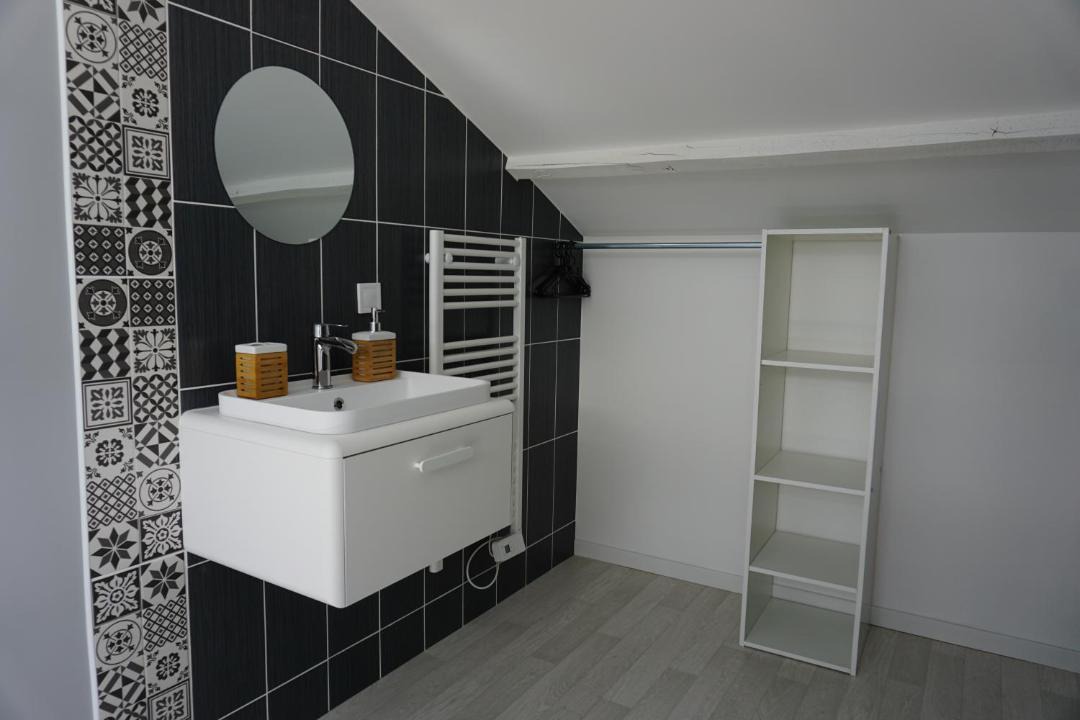 Photo of Bathroom in La Roche-sur-Yon