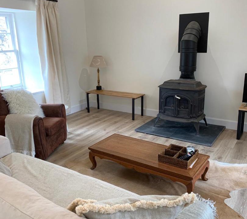 Photo of Livingroom in Dollar