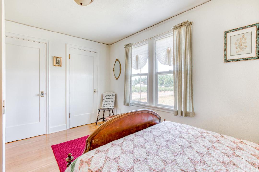Photo of Bedroom in McMinnville