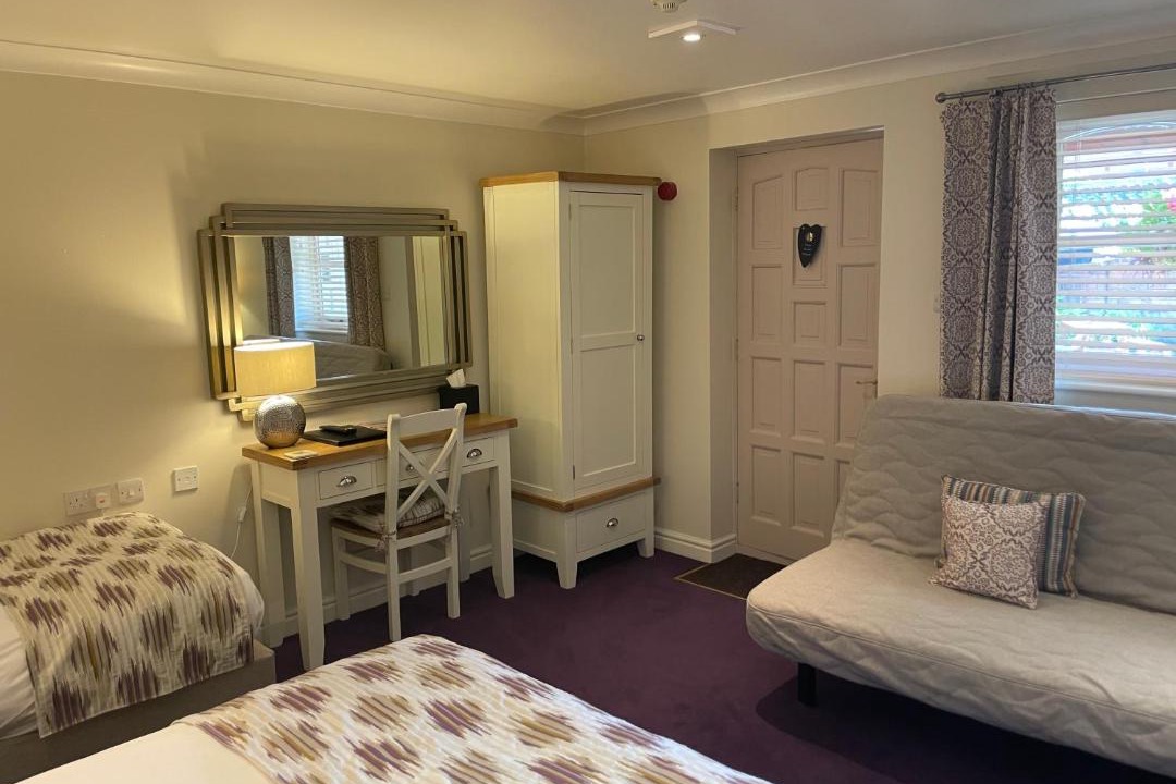 Photo of Others in Warwick