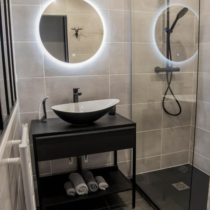 Photo of Bathroom in Boussy-Saint-Antoine