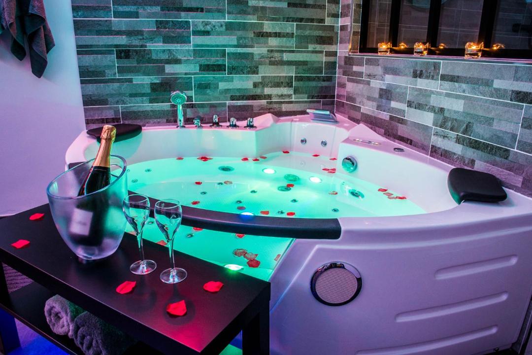 Photo of Others in Boussy-Saint-Antoine