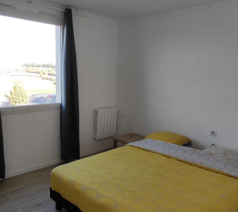 Photo of Bedroom in Chasseneuil-du-Poitou