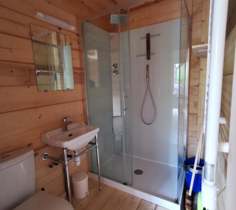 Photo of Others in Annot