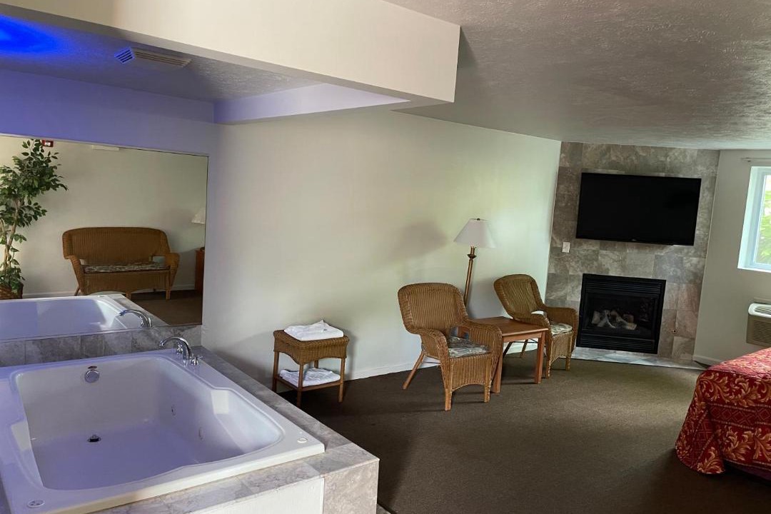 Photo of Others in Lyons