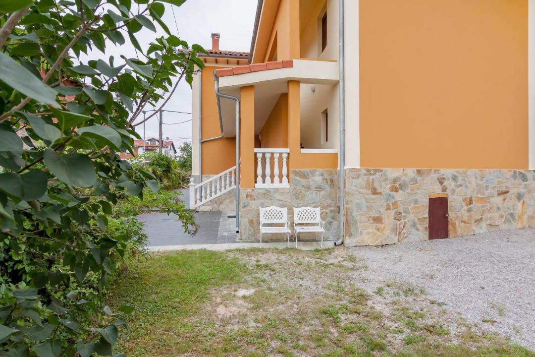 Photo of Others in Queveda