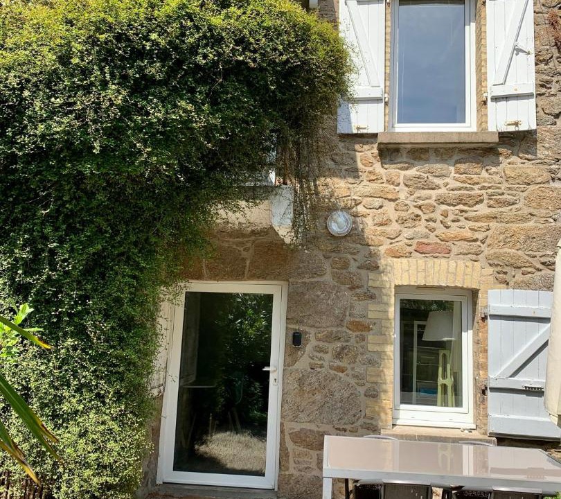 Photo of Buildings in Saint-Ideuc