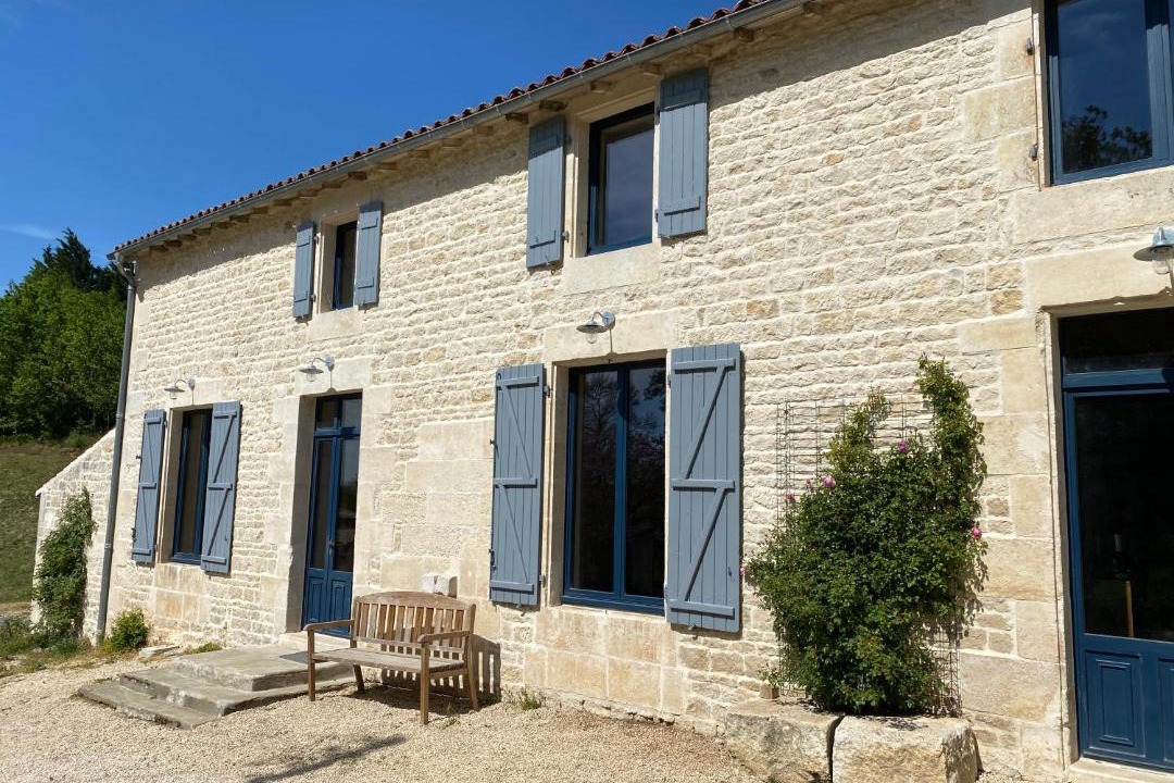 Photo of Others in Echire