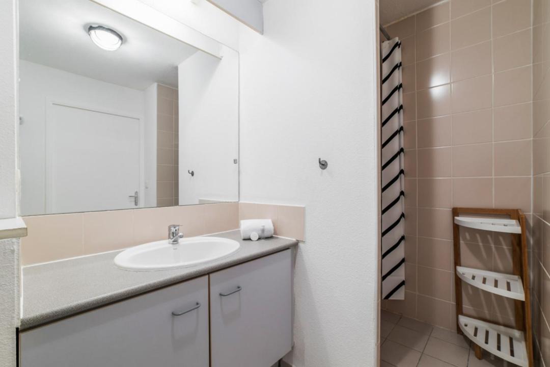 Photo of Bathroom in Lyon City Centre