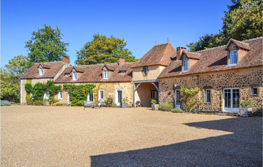 Photo of Others in Domfront-en-Champagne