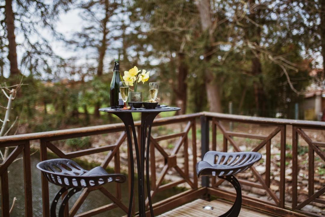 Photo of Others in Lay