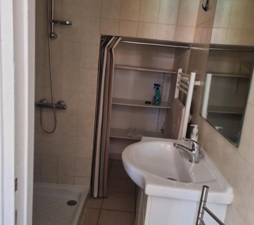 Photo of Bathroom in Les Hauts de Canet