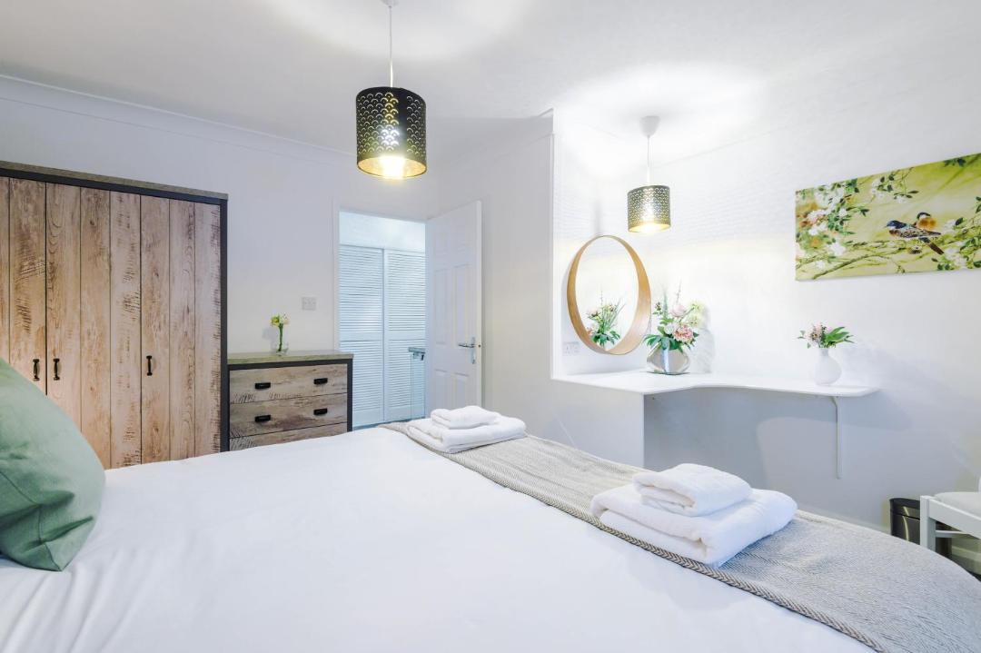 Photo of Others in Hoole