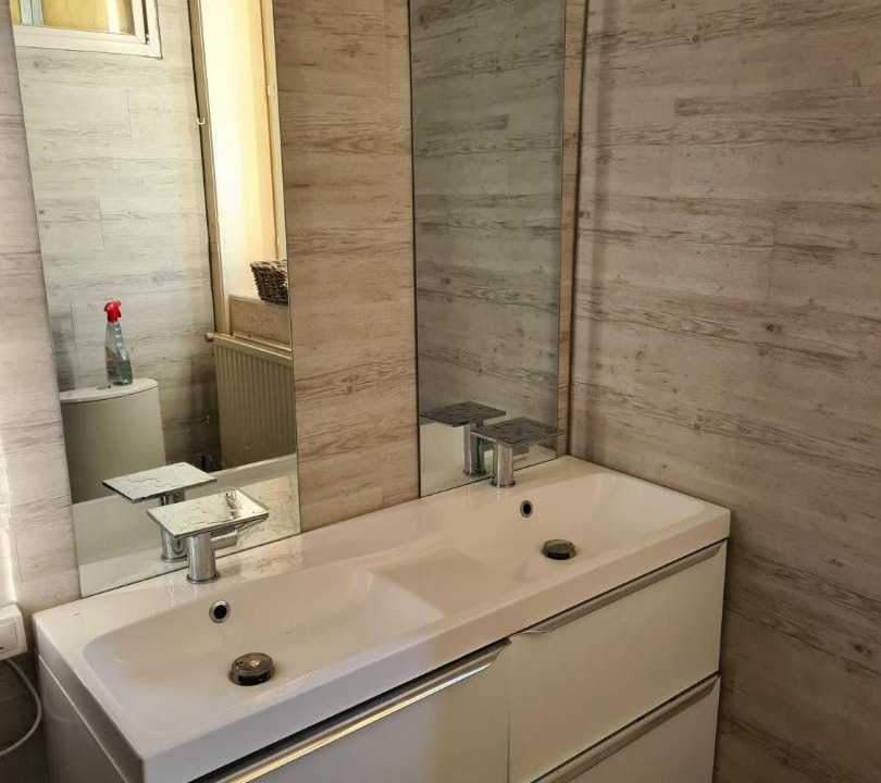 Photo of Bathroom in Saint-Victor-sur-Loire