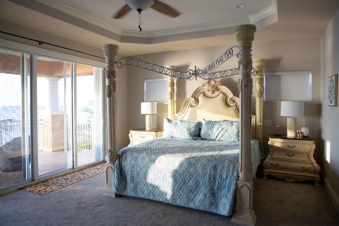 Photo of Others in Apollo Beach