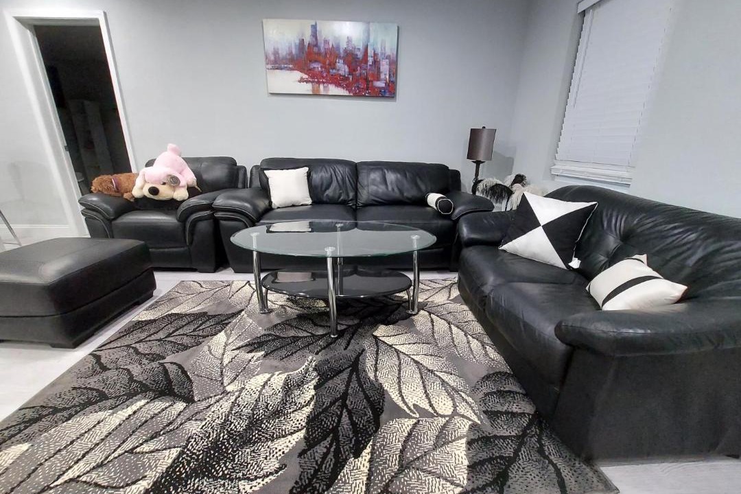 Photo of Livingroom in Gulf Breeze