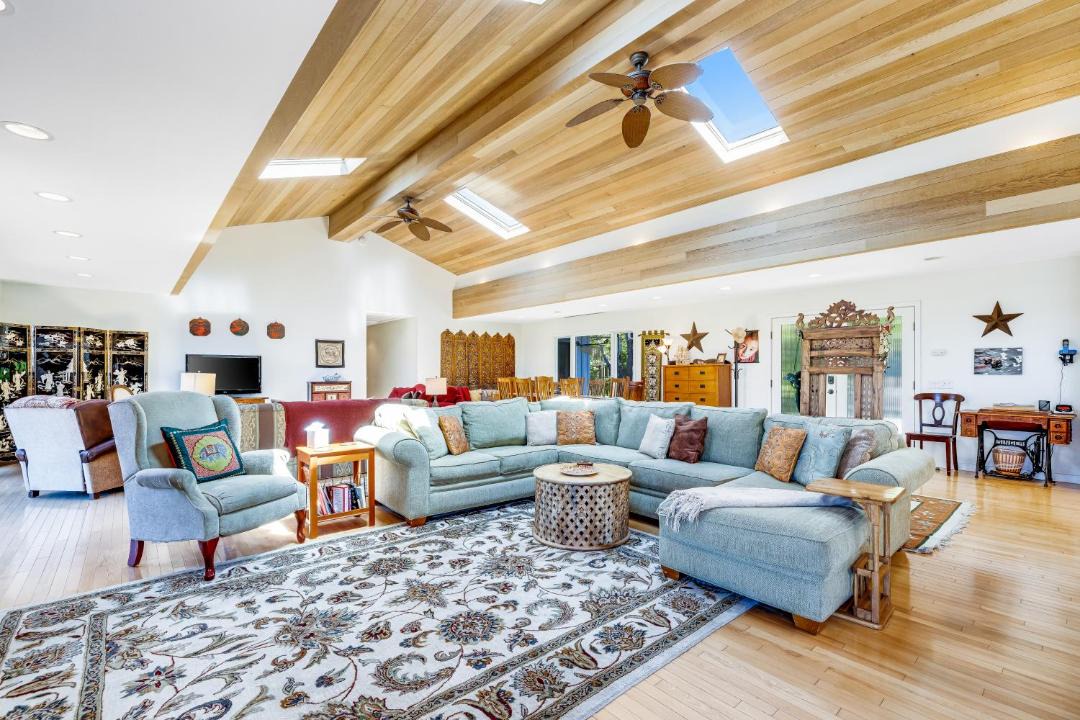 Photo of Others in Gualala