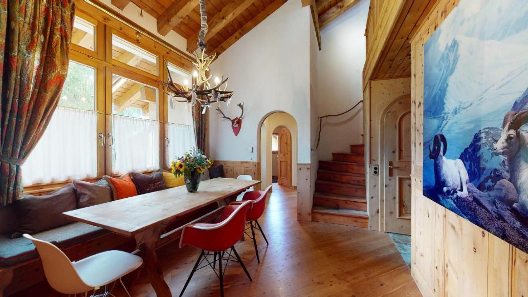 Photo of Livingroom in Surlej