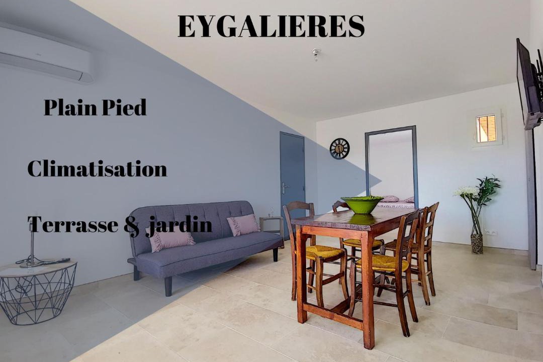Photo of Livingroom in Eygalieres