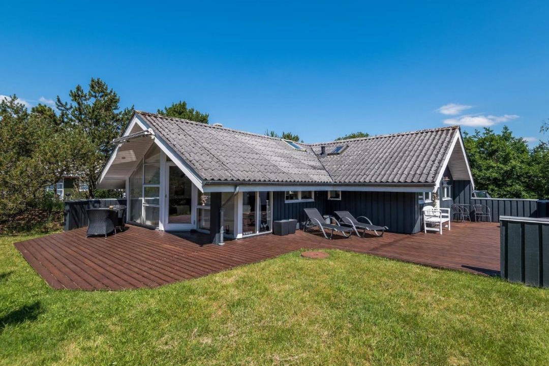 Photo of Buildings in Rindby Strand