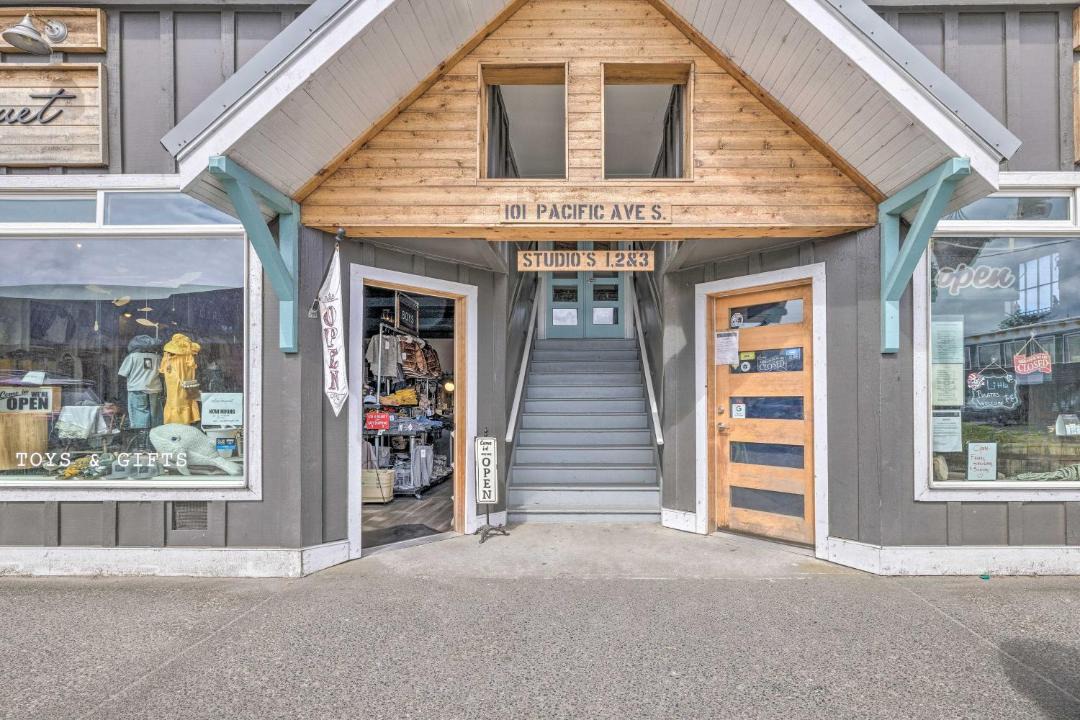 Photo of Others in Long Beach