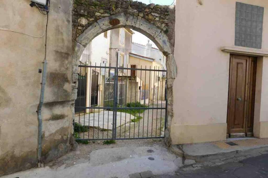 Photo of Buildings in Beziers City Centre