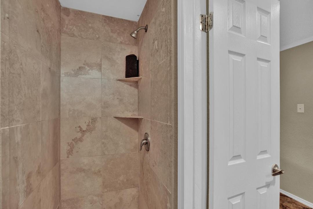 Photo of Bathroom in Canyon Lake