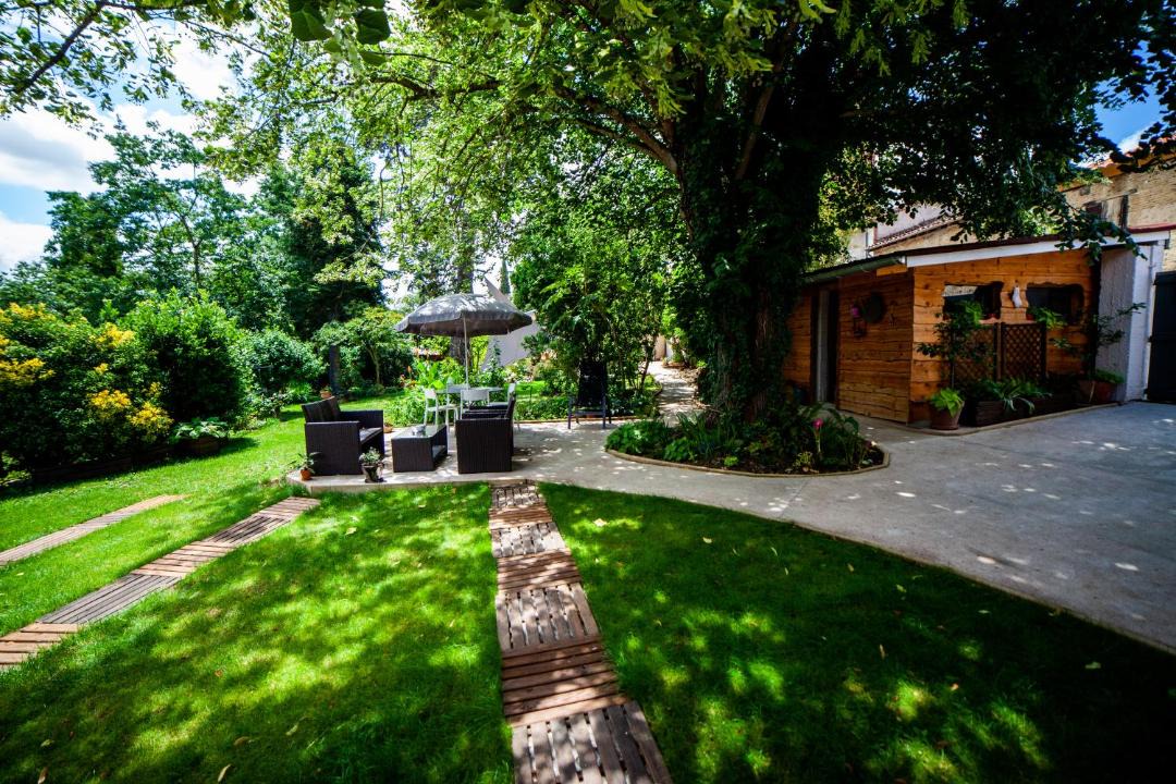 Photo of Others in Saint-Elix-le-Chateau