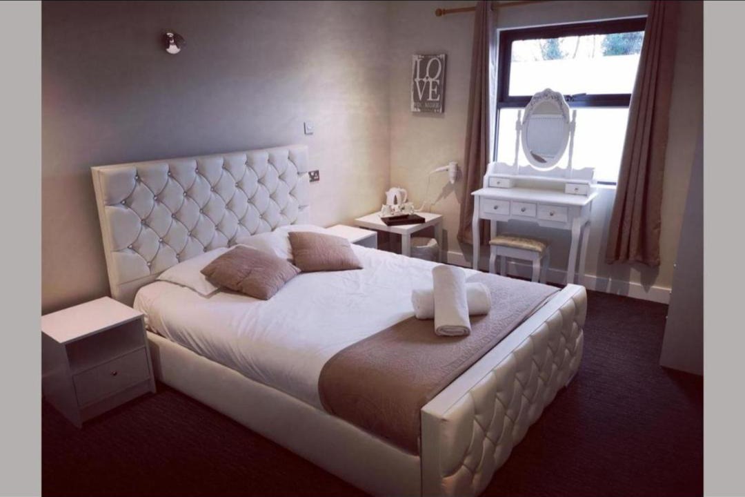 Photo of Others in Desborough