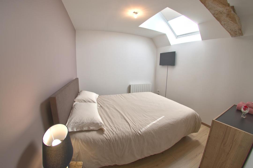 Photo of Bedroom in Pertheville-Ners