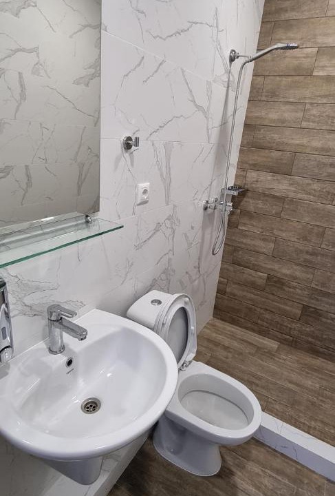 Photo of Bathroom in Loo