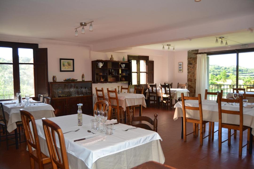 Photo of Kitchen in Les Avellanes I Santa Linya