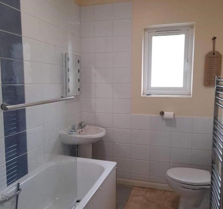 Photo of Bathroom in Ventnor